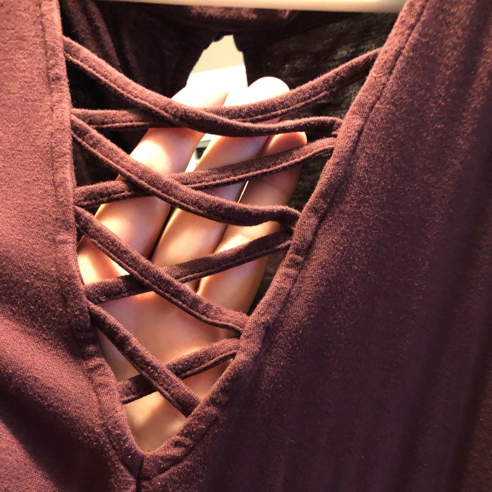 Torrid off cut out shoulder, burgundy top.